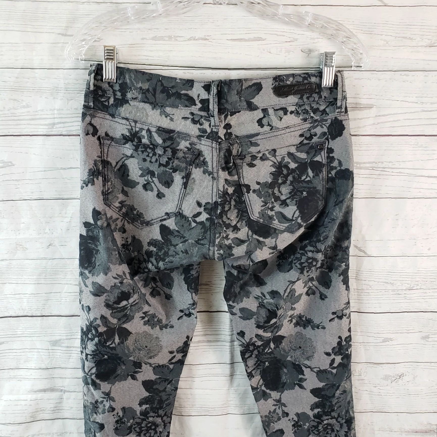 Vintage Mavi Womens Serena Low Rise Super Skinny Jeans Sz 26 Gray Floral Fleece Inseam 31.5in Cotton Blend Size 26" / US 2 / IT 38 - 4 Thumbnail