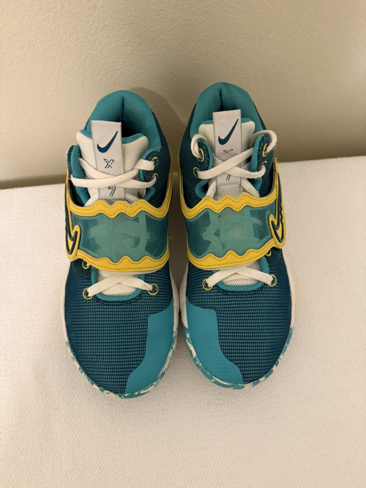 Nike Nike KD Trey 5x clear jade sulphur mens size 7 Size US 7 / EU 40 - 5 Thumbnail