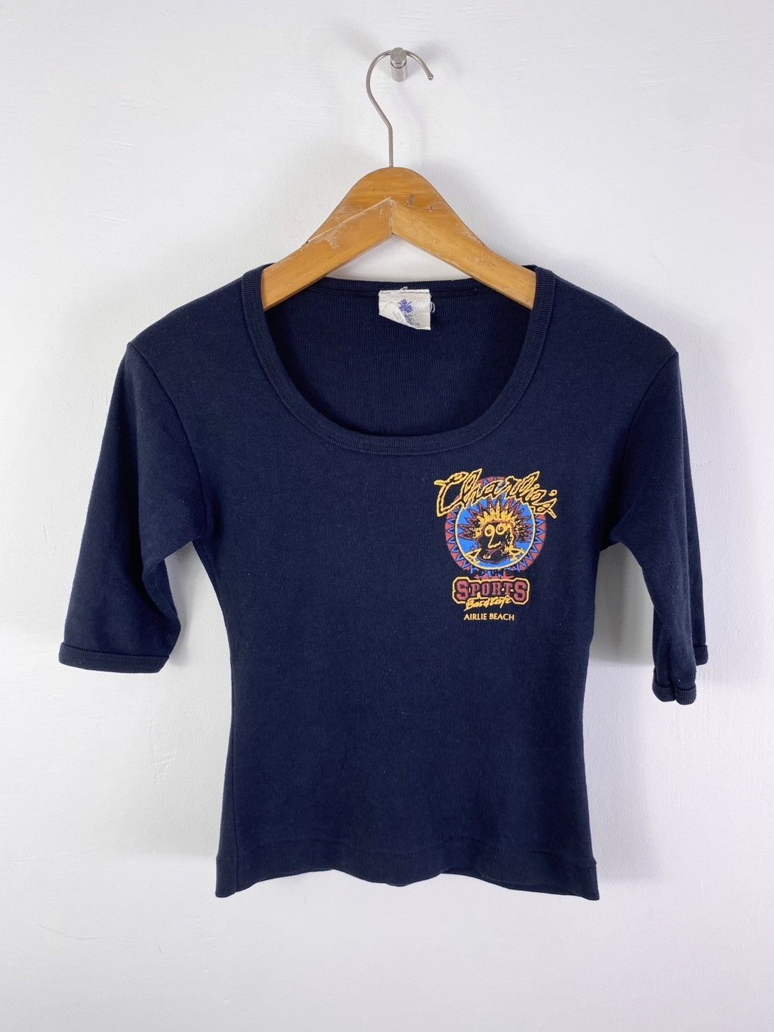Vintage Vintage Charlie's Sports Australia Graphic Tee Size ONE SIZE - 1 Thumbnail