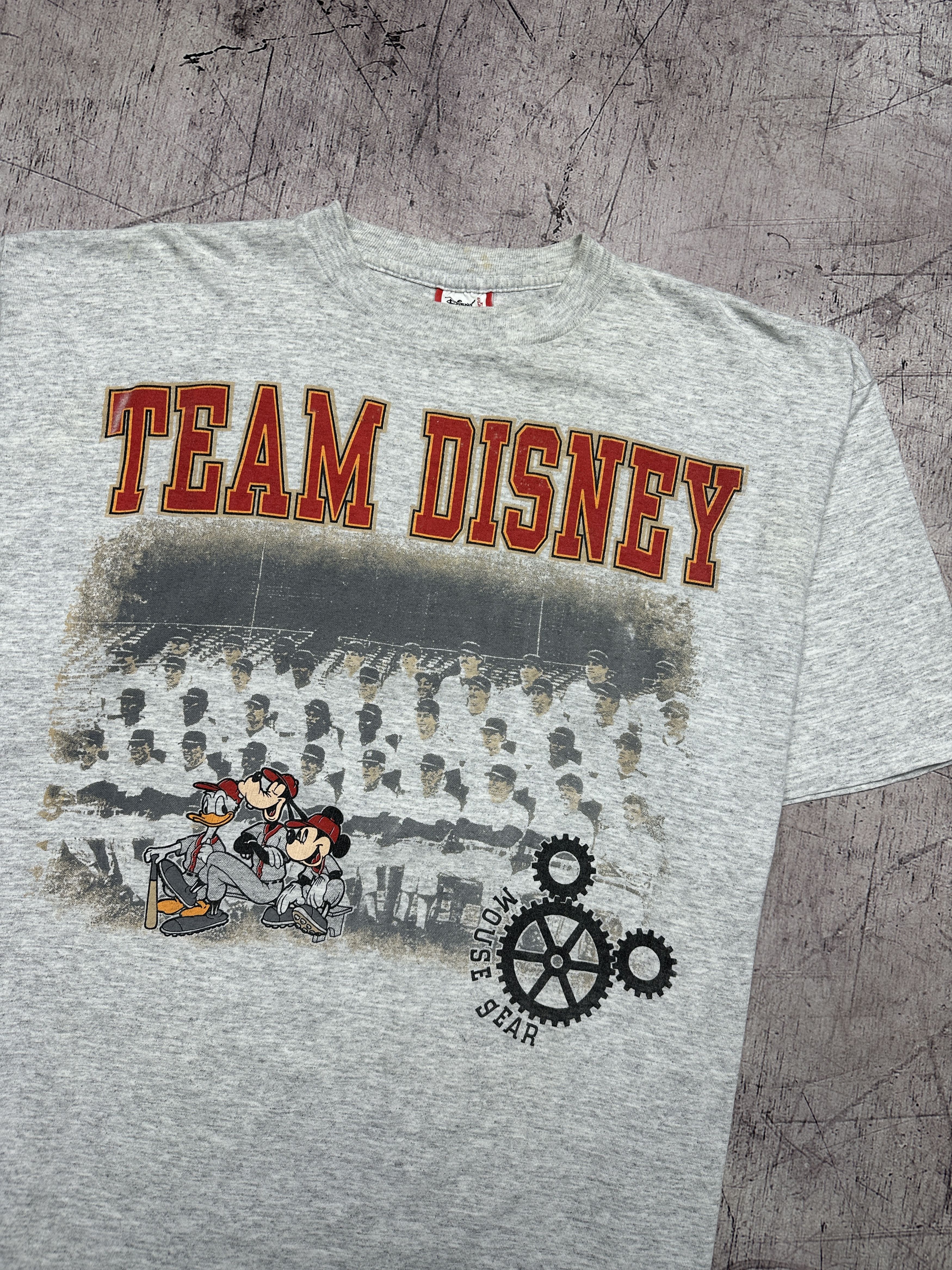 Disney Disney 90s Vintage Mickey Mouse T-Shirt Made In Usa Size US L / EU 52-54 / 3 - 2 Thumbnail