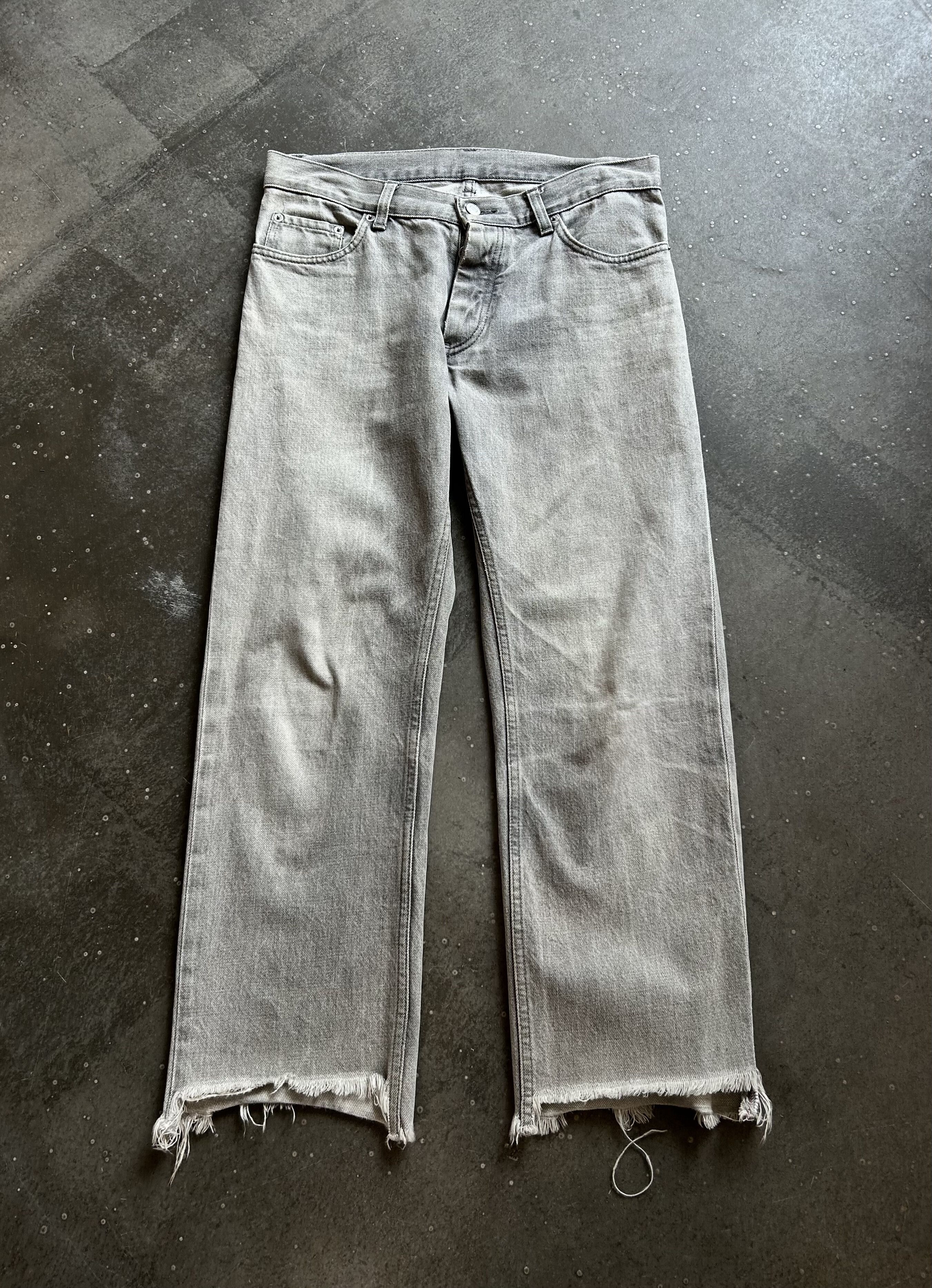 Helmut Lang Helmut Lang Distressed Denim Pants Size US 30 / EU 46 - 1 Thumbnail