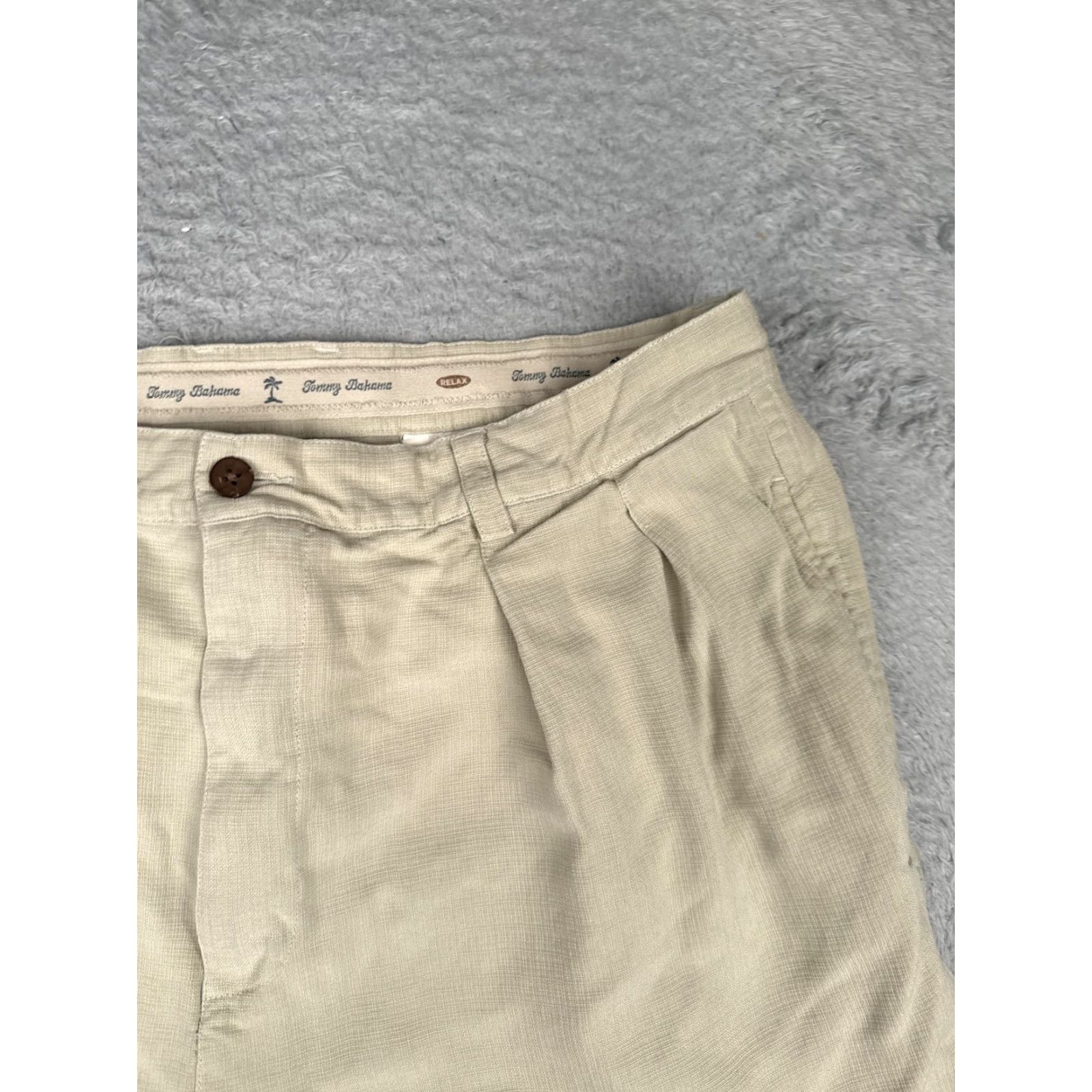 Tommy Bahama Tommy Bahama Shorts Mens 36 Khaki 100% Silk Pleated Chino Relax Resort 36x9 Size US 36 / EU 52 - 5 Thumbnail