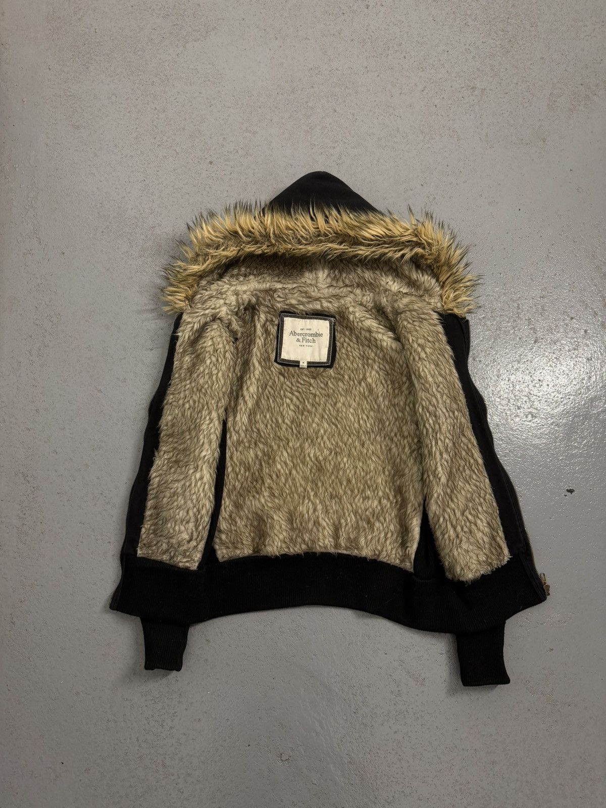 Abercrombie & Fitch Abercrombie & Fitch New York Fur Y2K Zip Hoodie Size M / US 6-8 / IT 42-44 - 8 Thumbnail