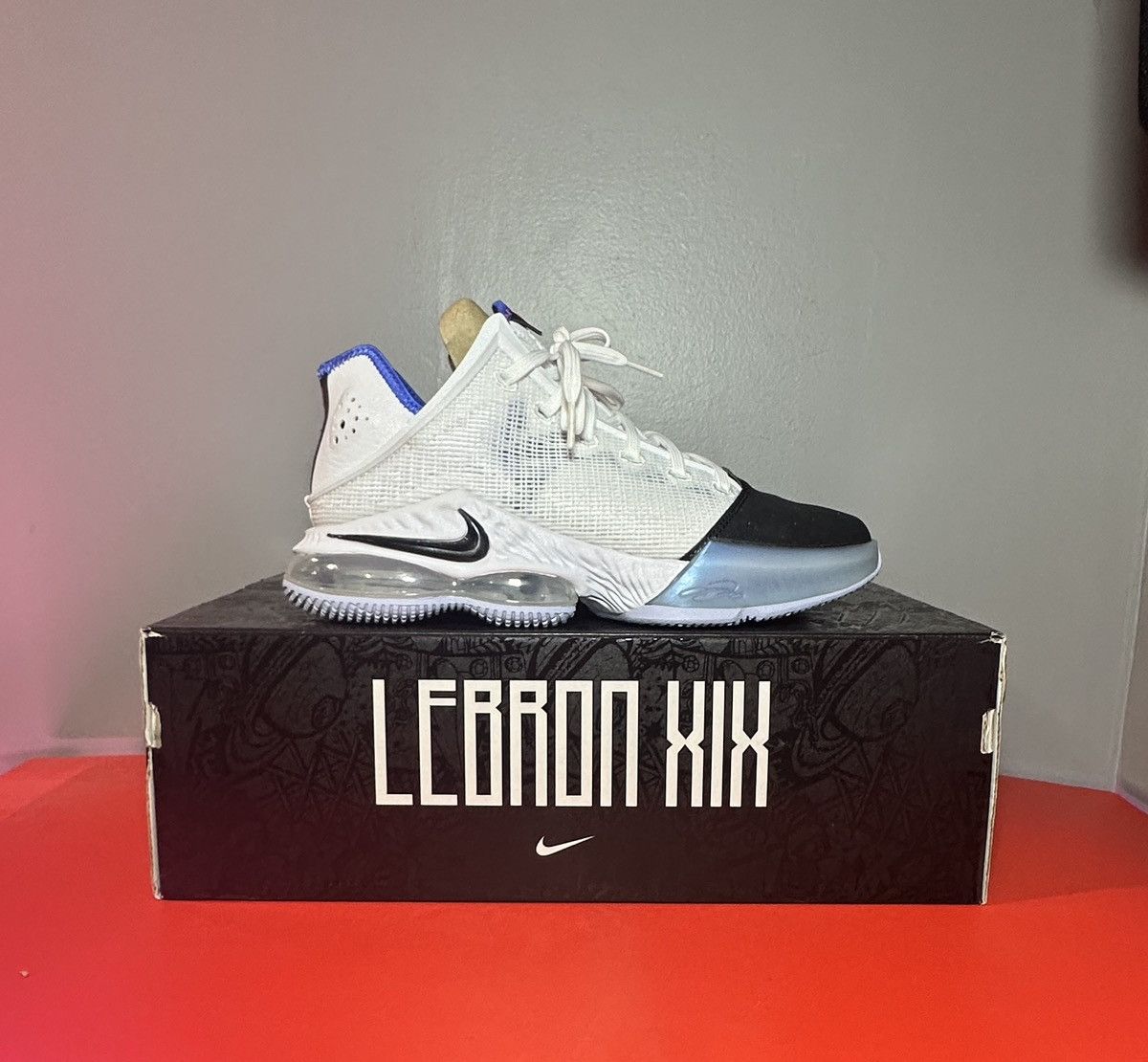 Nike Size 8 - Nike LeBron 19 Low Black Toe Size US 8 / EU 41 - 1 Thumbnail