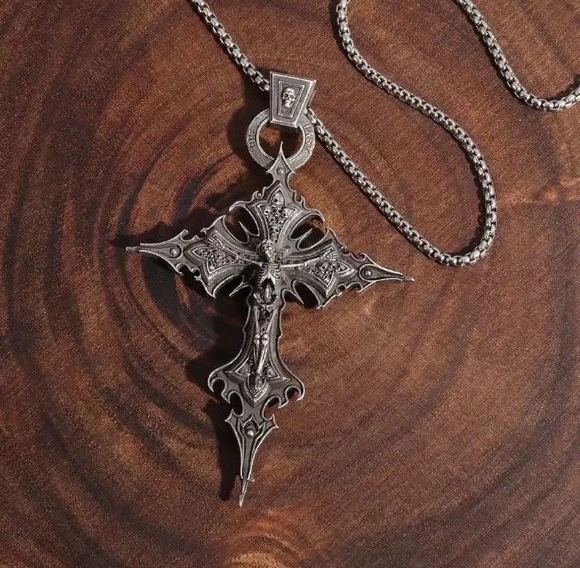 Jewelry × Vintage Vintage Gothic Christian Dante Purgatory Cross Necklace Size ONE SIZE - 6 Thumbnail