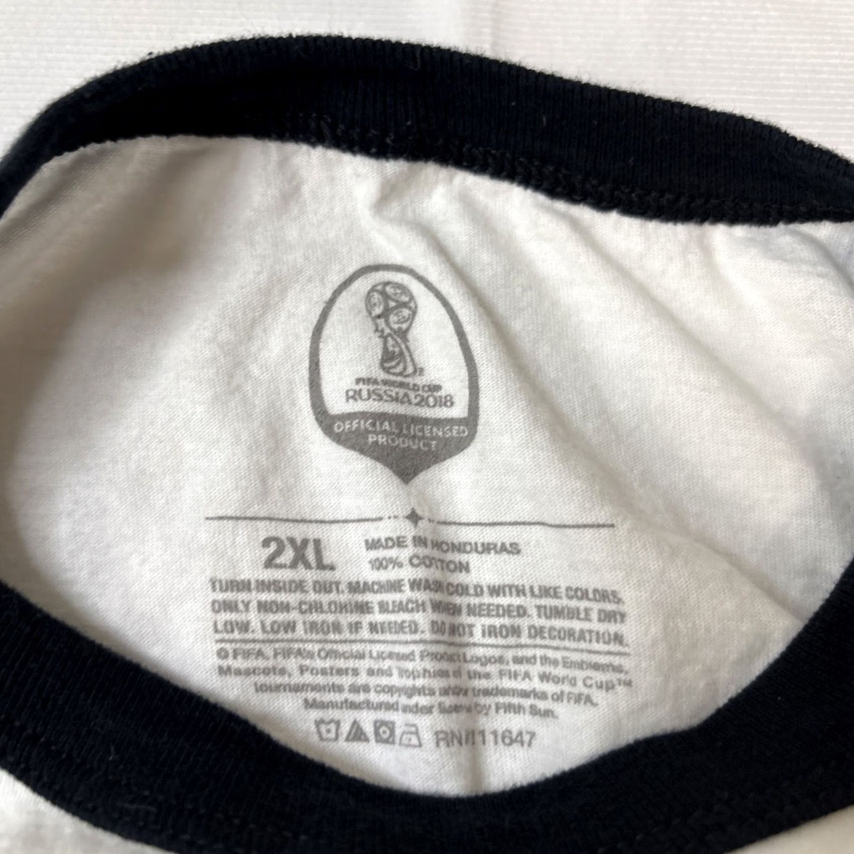 Vintage VINTAGE No 2018 Russia FIFA World Cup Germany Team Graphic T-Shirt Men's 2XL White Size US XXL / EU 58 / 5 - 3 Thumbnail