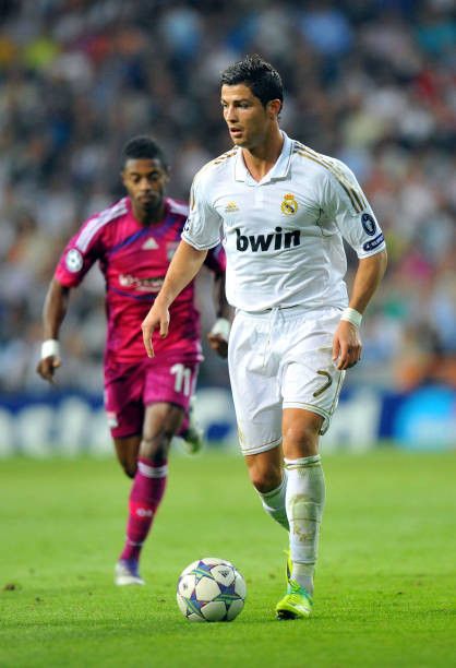 Adidas Real madrid home 2011/2012 cristiano ronaldo jersey football Size US S / EU 44-46 / 1 - 16 Thumbnail
