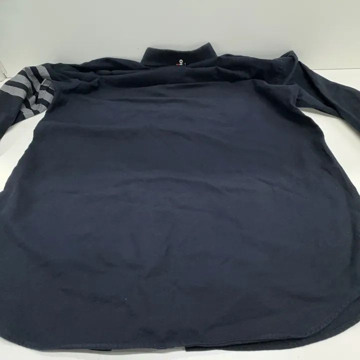 Thom Browne Thom Browne Classic Striped Long Sleeve Shirt -2507 Size US L / EU 52-54 / 3 - 6 Thumbnail