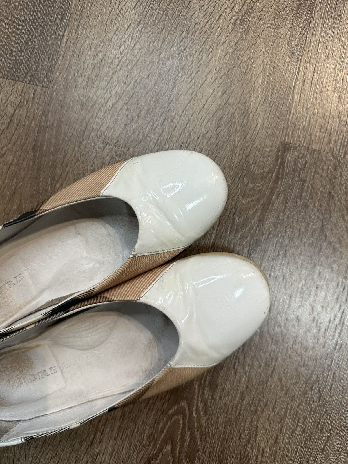 Burberry Burberry Check Pattern Ballet Flats Patent Leather Size US 5 / IT 35 - 6 Thumbnail