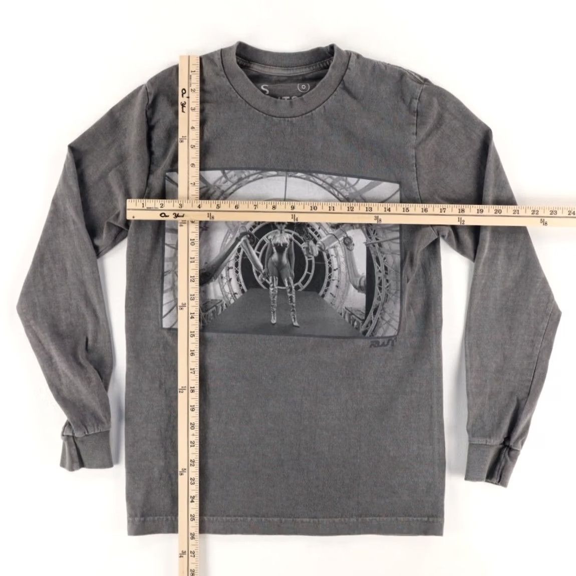 Vintage Beyonce Renaissance Summer Solid Long Sleeve T-Shirt Gray Mens S Size US S / EU 44-46 / 1 - 3 Thumbnail