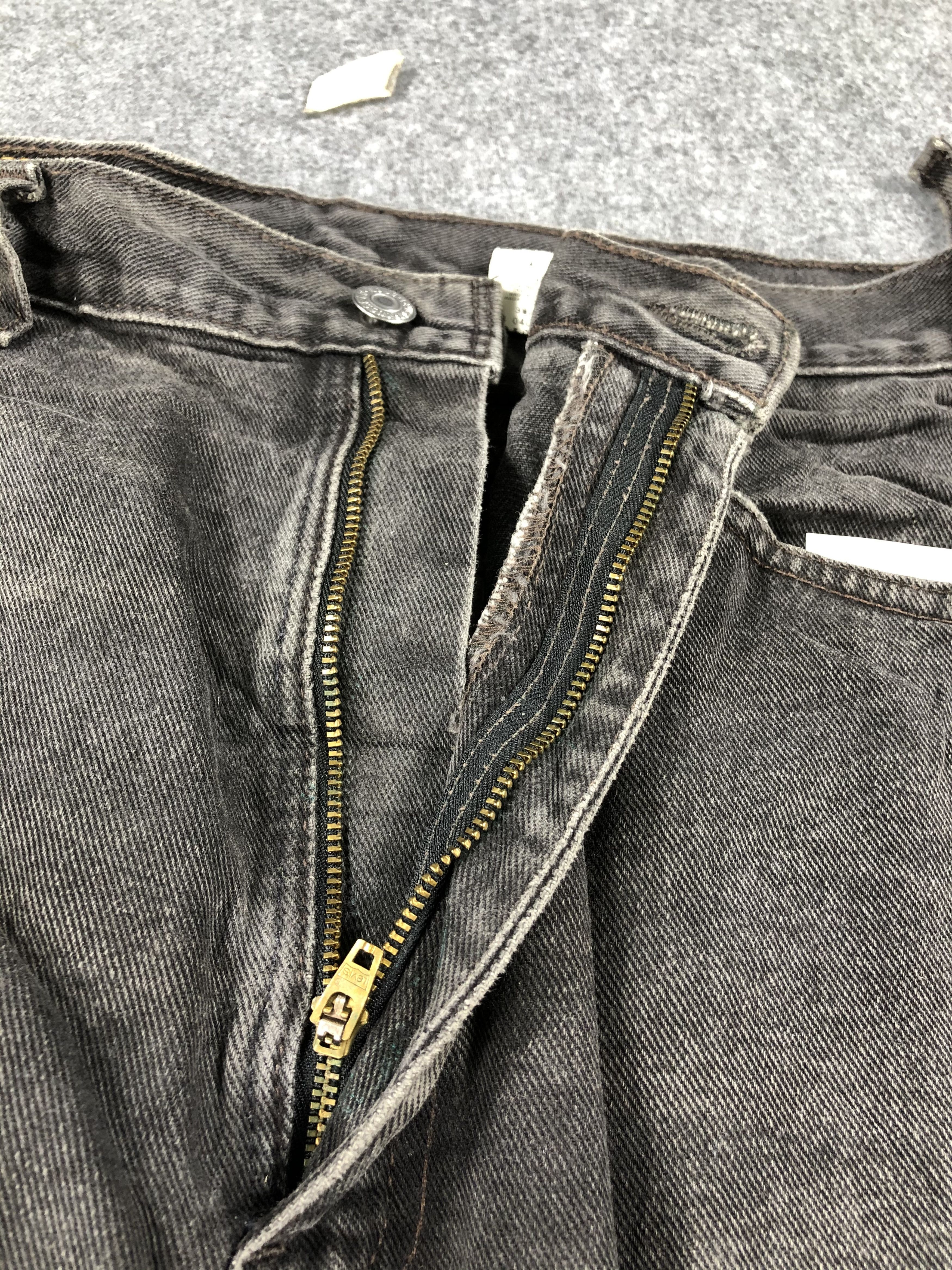 Levi's 90s Vintage Levis 505 Faded Black Jeans -JM672 Size US 35 - 6 Thumbnail