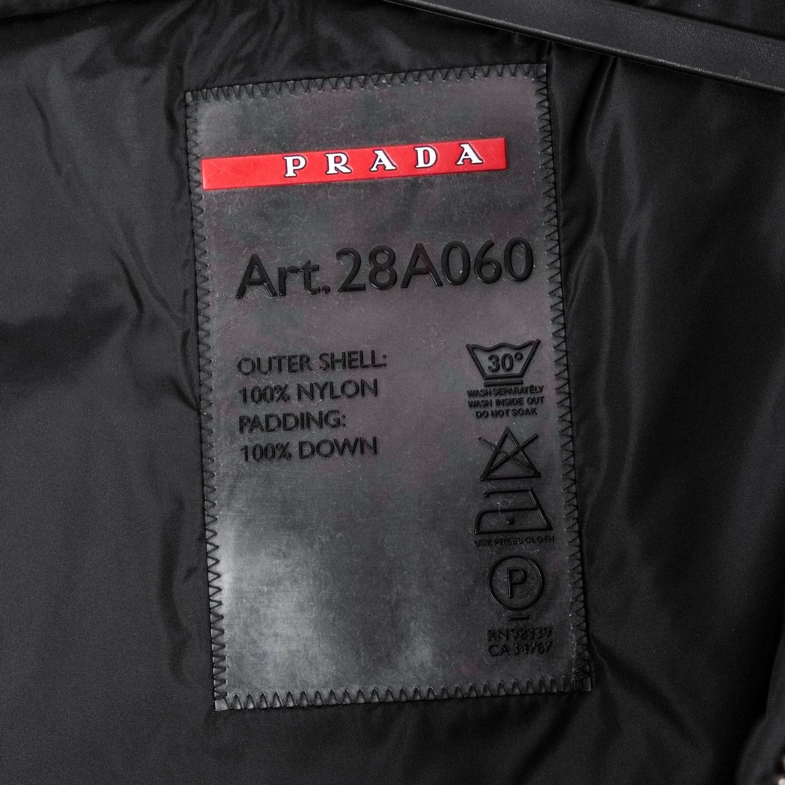 Prada Prada Black Nylon Fox Fur Hooded Womens Down Puffer Jacket Size XS / US 0-2 / IT 36-38 - 12 Thumbnail