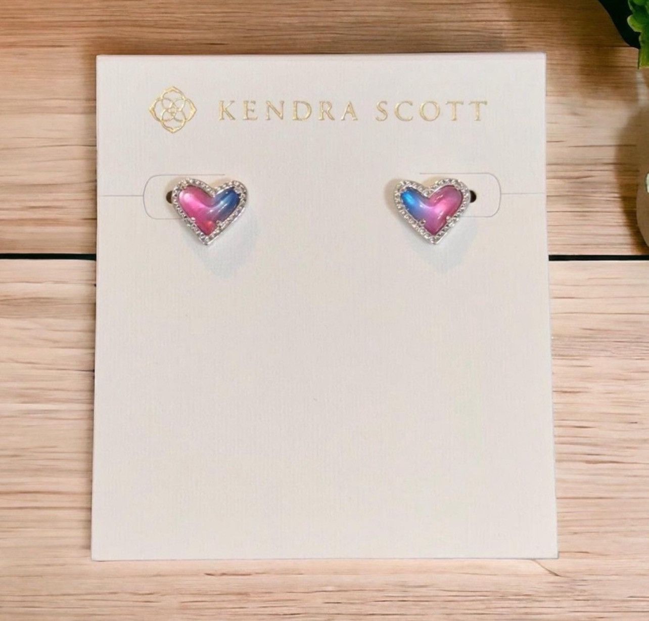 Kendra Scott Kendra Scott Ari Heart Stud Earrings - Lilac Opal Resin Size ONE SIZE - 1 Thumbnail