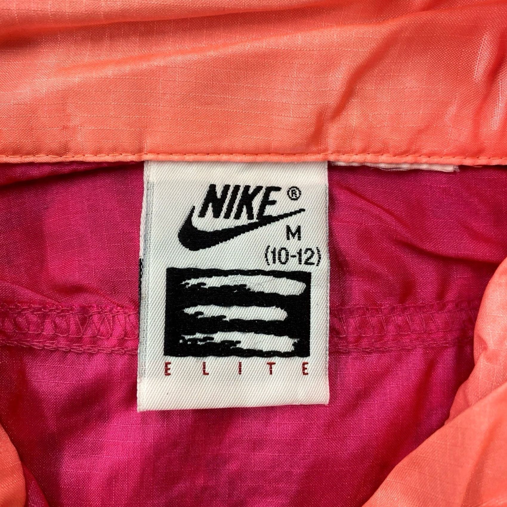 Nike VINTAGE Nike Windbreaker Womens Sz Medium Gray Tag Purple Pink 90s Jacket Size M / US 6-8 / IT 42-44 - 2 Thumbnail