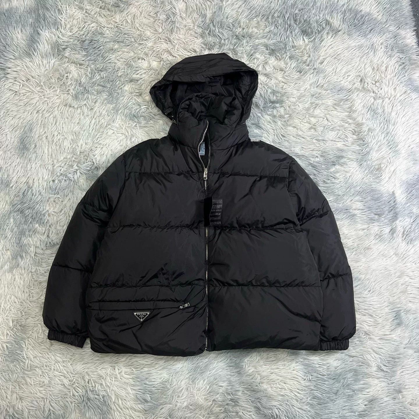 Prada Prada Triangle Logo Down Jacket Size US XS / EU 42 / 0 - 1 Thumbnail