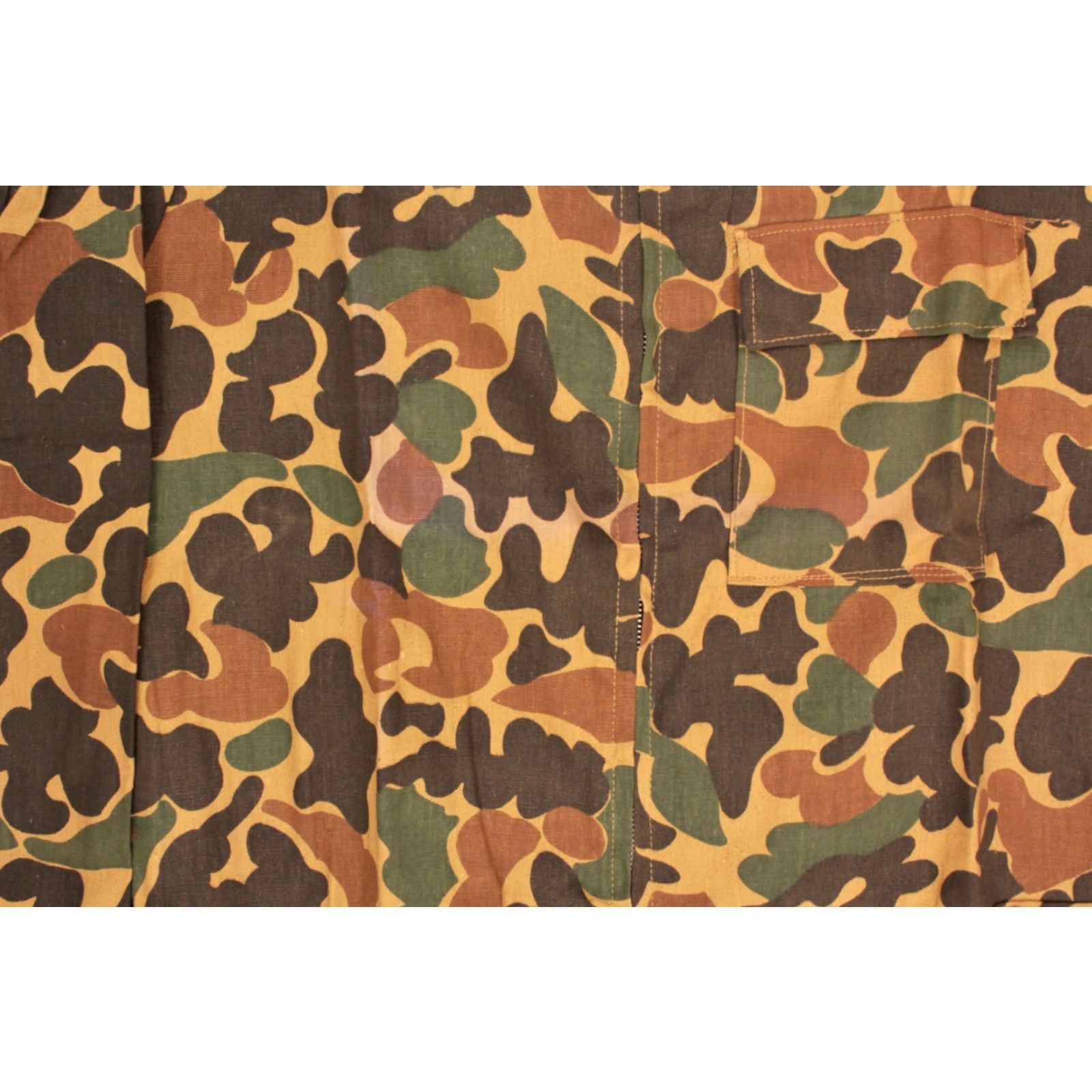 Vintage VINTAGE Mens Camouflage Duck Hunter Coveralls 70s Size M Green Cotton Inseam 30.5 Size US 31 - 5 Thumbnail