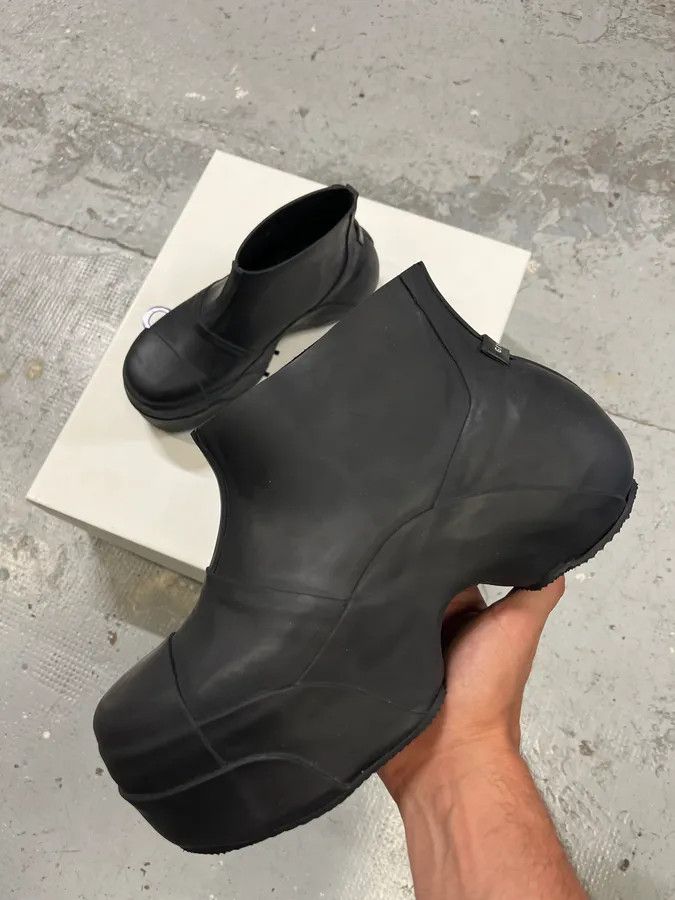 Givenchy SS2023 Givenchy Show Rubber Rain Mid Boots Size US 9.5 / IT 39.5 - 1 Thumbnail