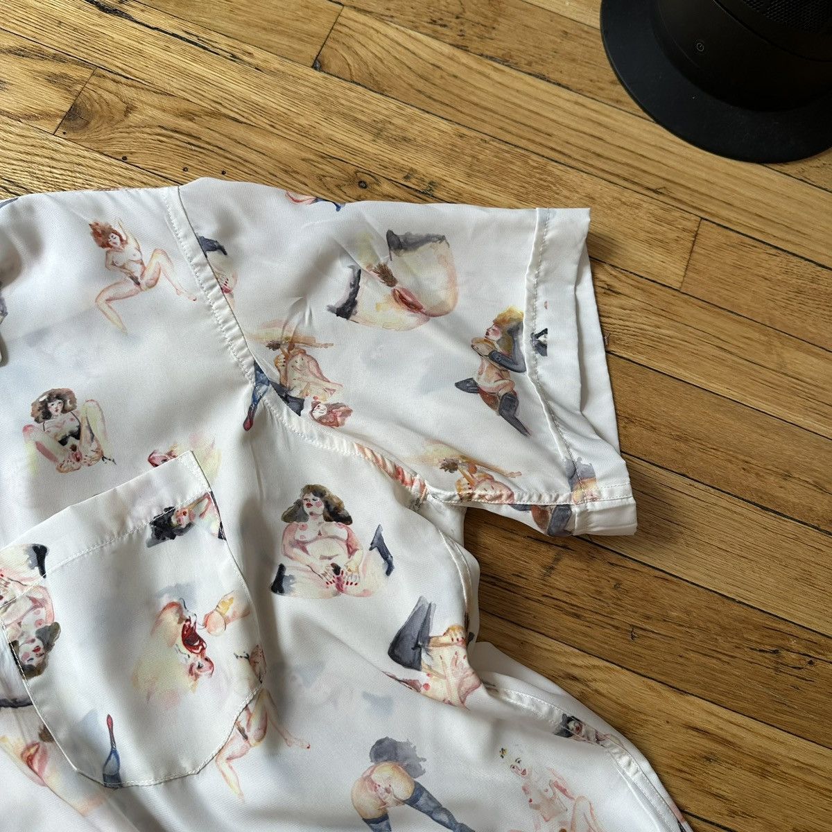 Enfants Riches Deprimes Rare ERD Enfants Riches Deprimes Porn XXX Girl Button Up Top Size US L / EU 52-54 / 3 - 4 Thumbnail