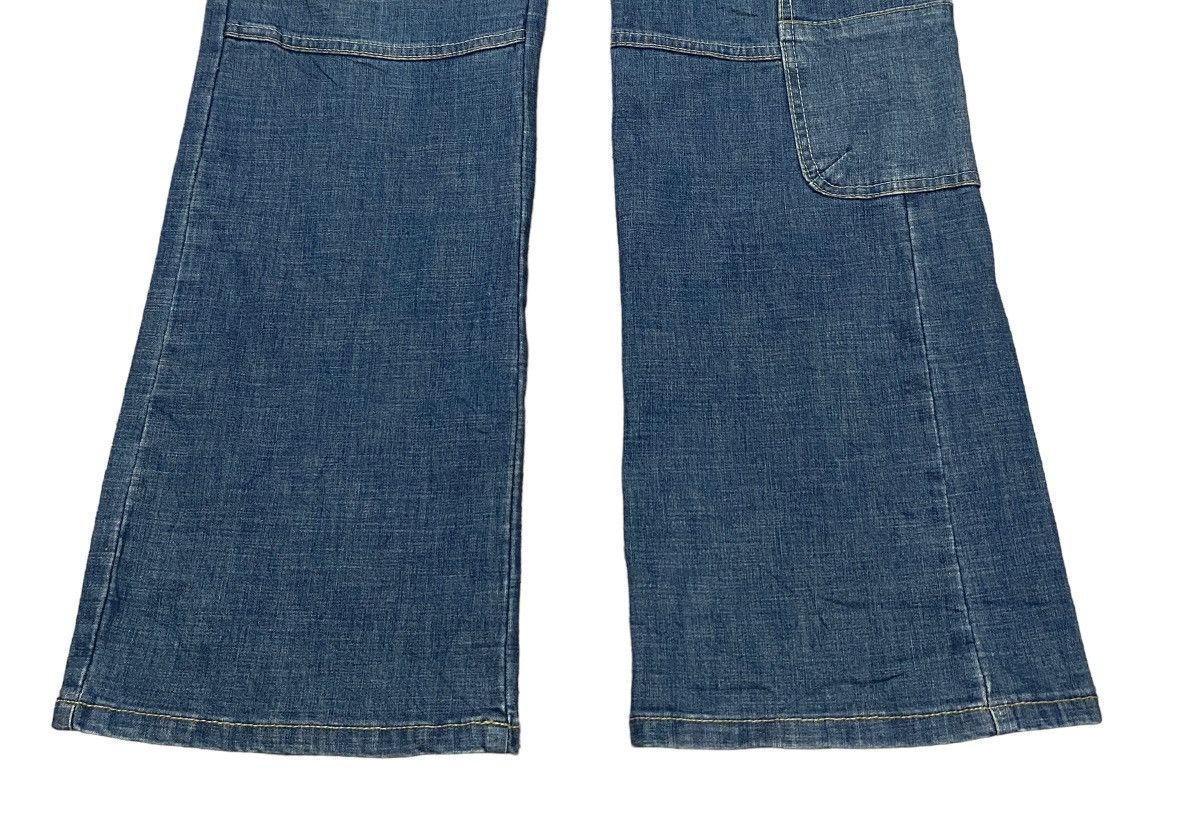 Rare Design Vintage Japanese Brans IZN Flared Jeans 2000s