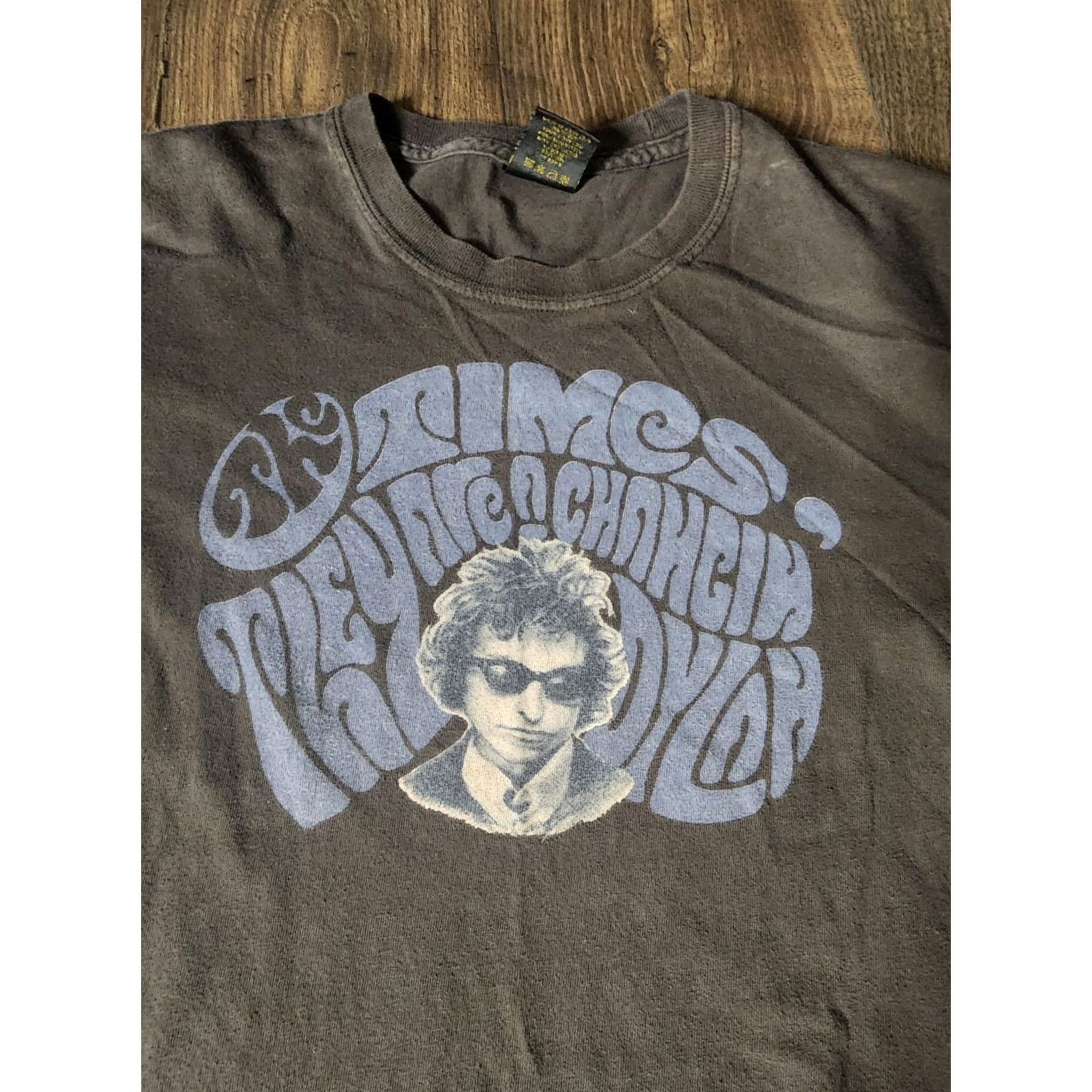 Lucky Brand VINTAGE 90s Mens M Bob Dylan The Times They Are Changing Band T Shirt Thrashed Shirt Short Sleeve Crew Neck Brown Cotton 90s Mens Size US M / EU 48-50 / 2 - 6 Thumbnail