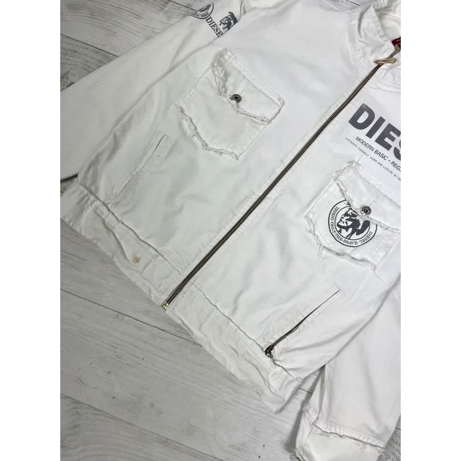 Diesel VINTAGE Diesel Jacket White S Big Logo Y2K Japan Mens Size US S / EU 44-46 / 1 - 6 Thumbnail
