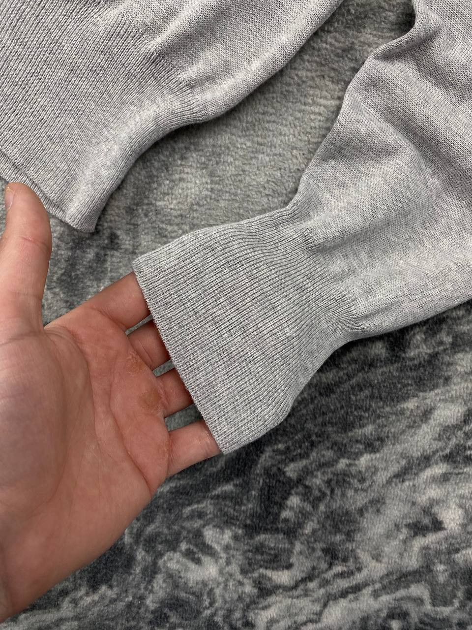 Vivienne Westwood Vivienne Westwood Knit V Neck Sweater Men Size S Gray Size US S / EU 44-46 / 1 - 5 Thumbnail