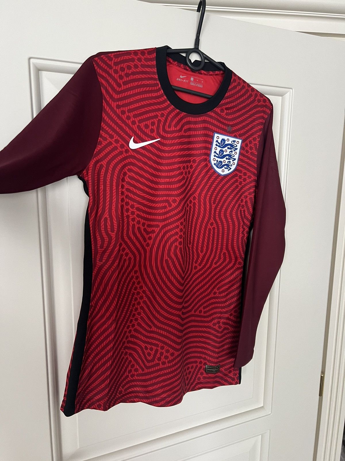 Nike Nike England Soccer Jersey Football Shirt Long Sleeve Size US M / EU 48-50 / 2 - 6 Thumbnail