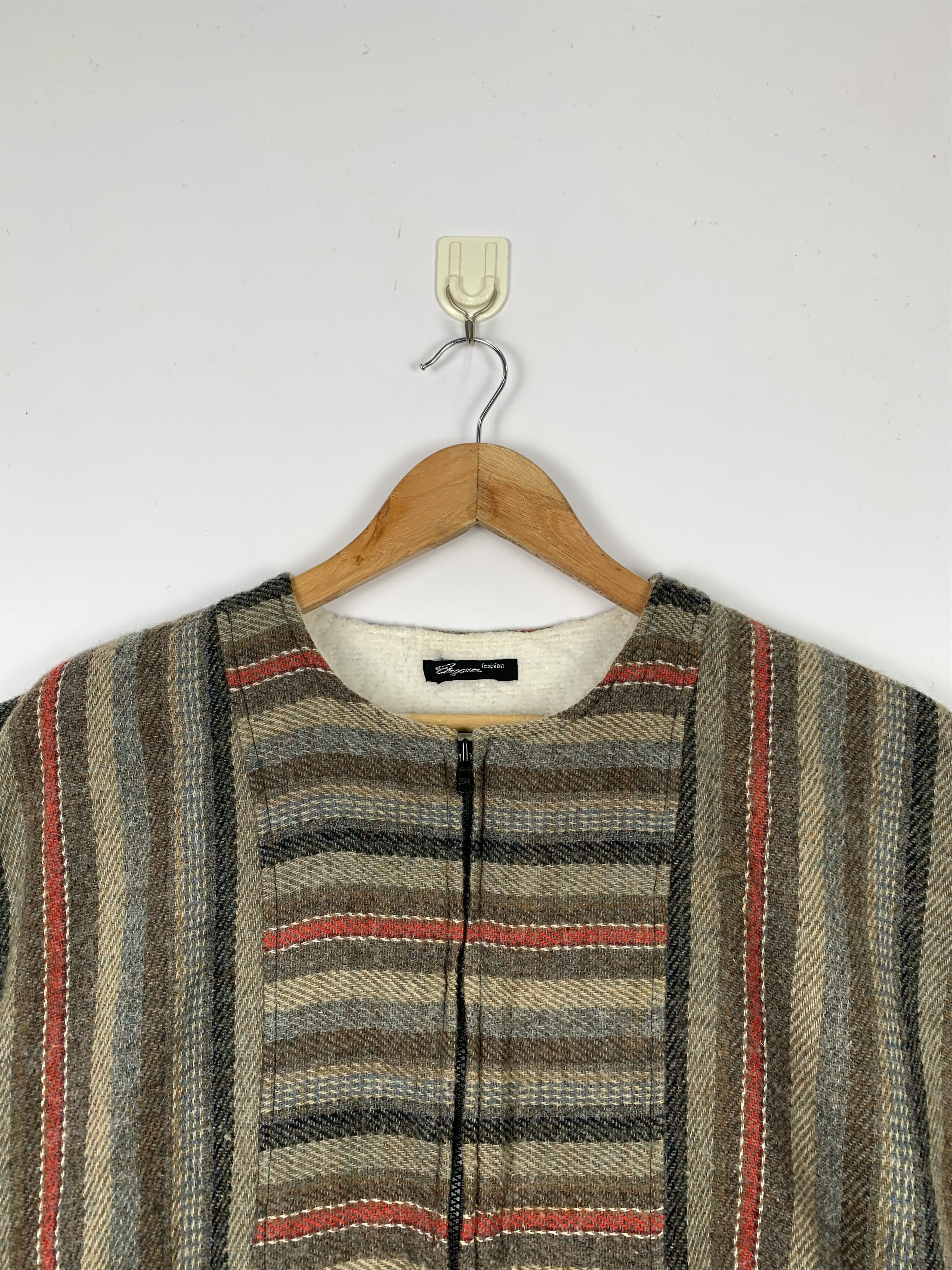 Japanese Brand Vintage 80s Wool Striped Vest Hippies Style J1321 Size US M / EU 48-50 / 2 - 2 Thumbnail
