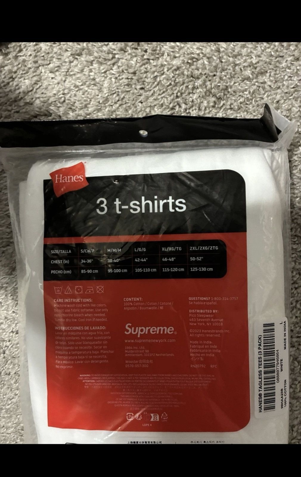 Hanes × Supreme Supreme x Hanes Tagless Tees White (3 Pack) Size US L / EU 52-54 / 3 - 3 Thumbnail