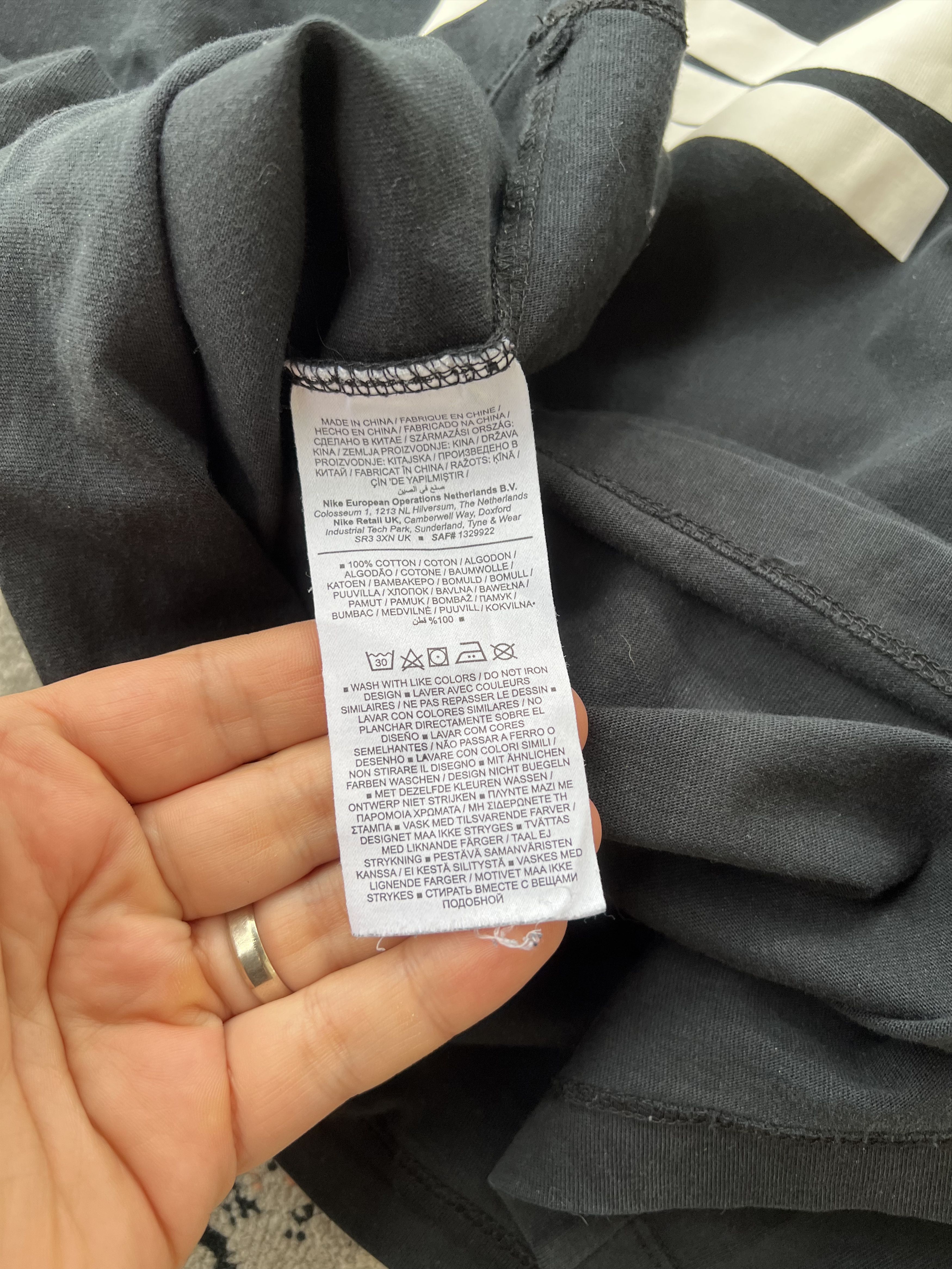 Jordan Brand Jordan Tee Size US L / EU 52-54 / 3 - 4 Thumbnail