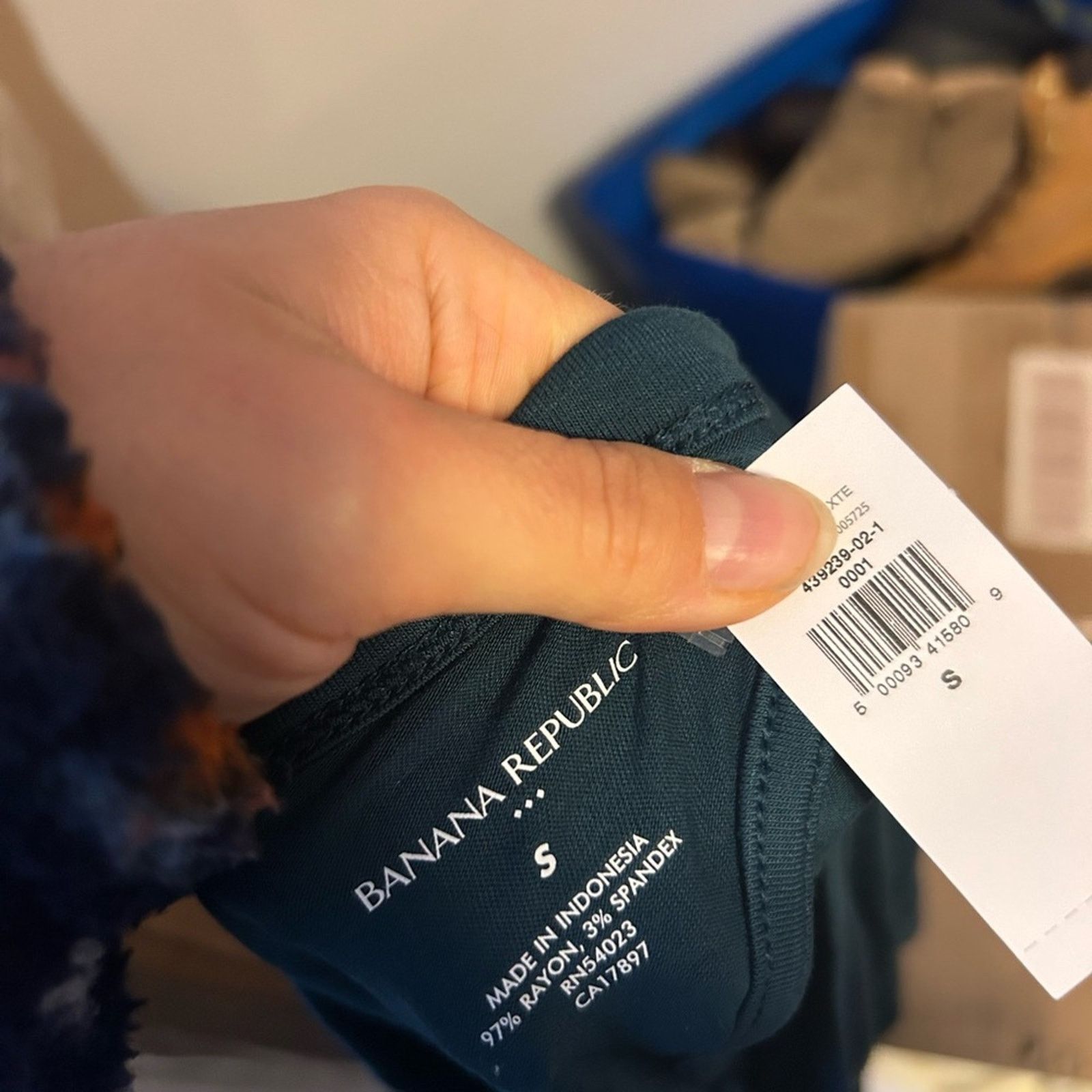 Banana Republic Nwt Banana Republic Teal Long Sleeve Open Back Active Top Size S / US 4 / IT 40 - 4 Thumbnail