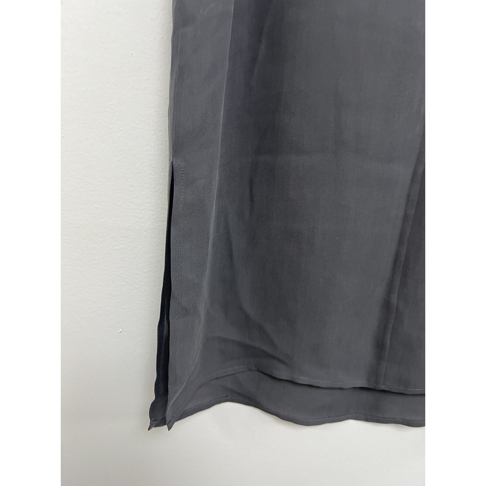 Emanuel Ungaro EMANUEL Woman Tank Top Short Sleeve SilkPetite 6/40 A001925 Size M / US 6-8 / IT 42-44 - 7 Thumbnail