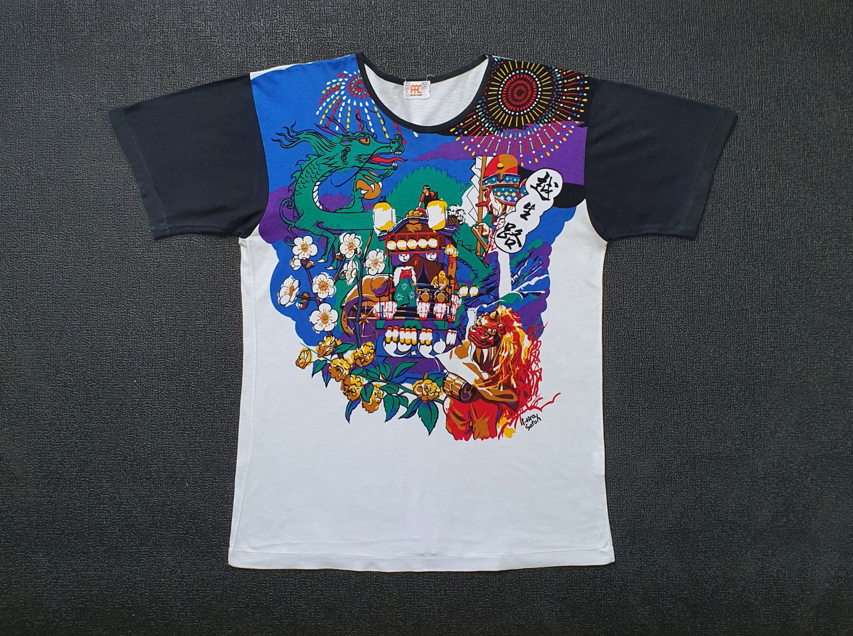 Vintage 80s Japanese Oriental Hiro Satoh Art abstract T shirt M-L Size US M / EU 48-50 / 2 - 1 Thumbnail