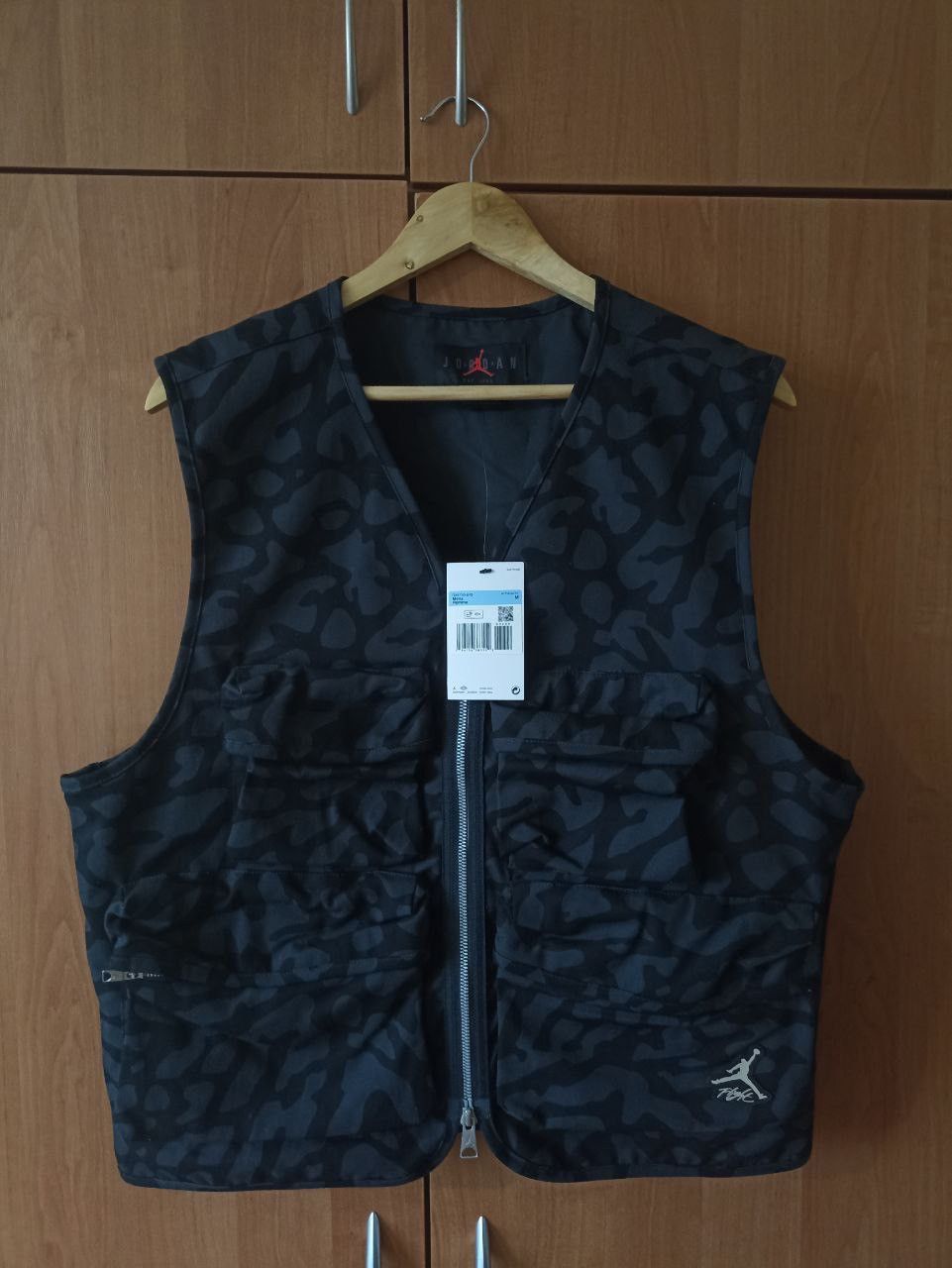 Jordan Brand × Nike Vest Jordan essentials Size US M / EU 48-50 / 2 - 2 Thumbnail