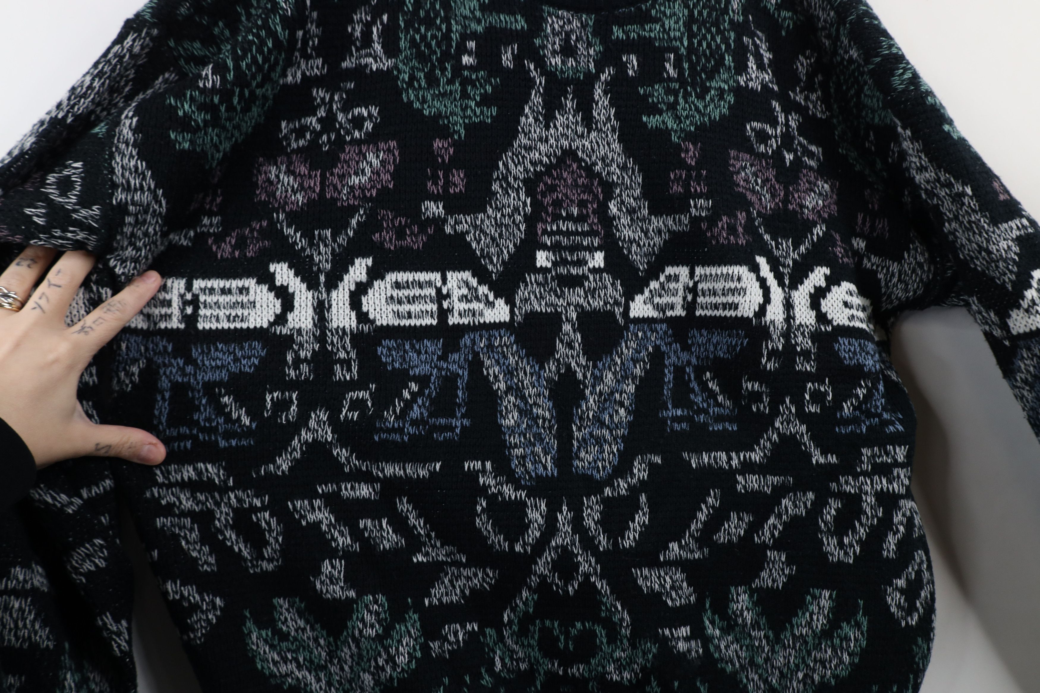 Vintage Vintage 90s Coogi Style Bassmaster Abstract Knit Sweater Size US L / EU 52-54 / 3 - 5 Thumbnail