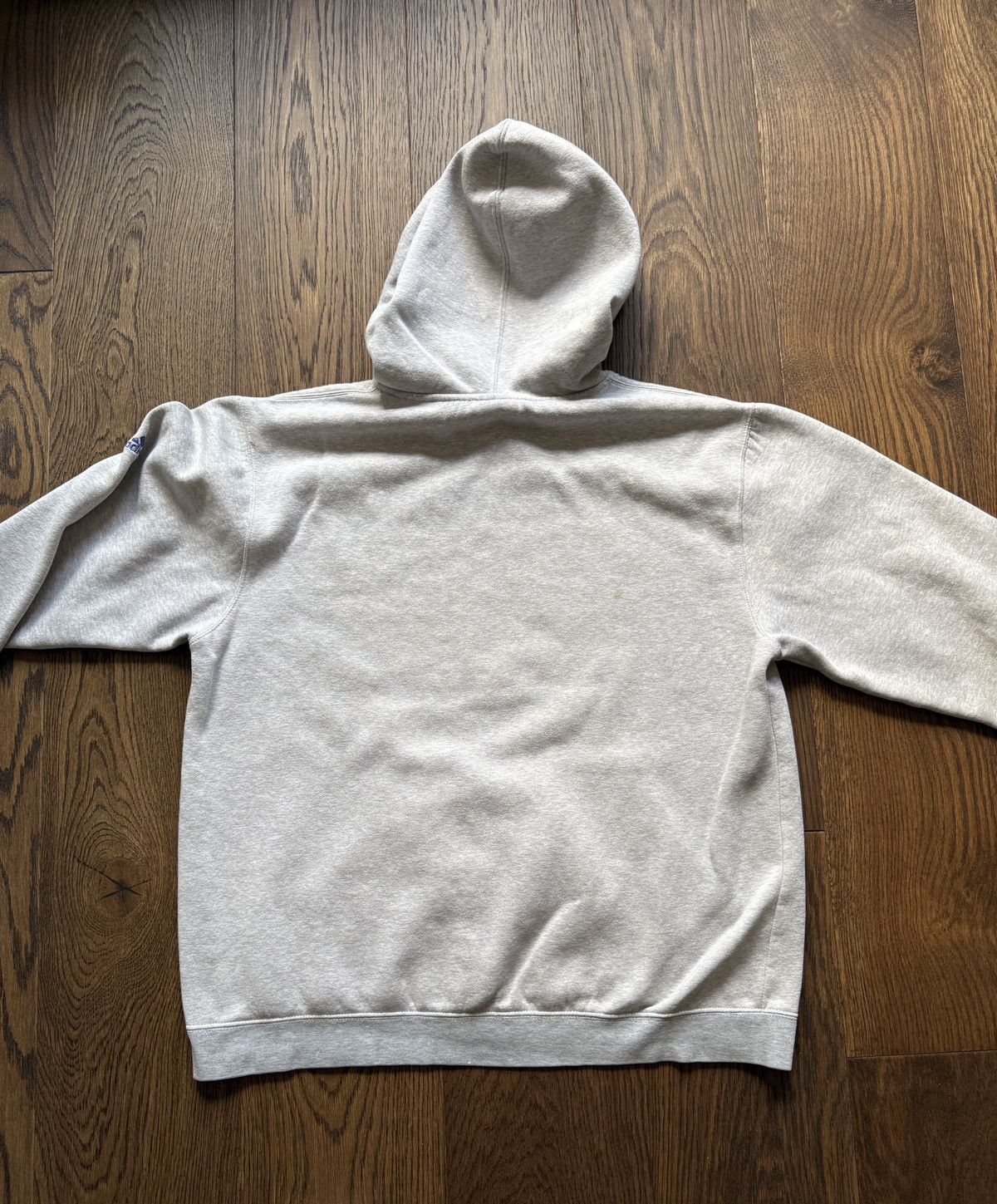 Vintage Vintage Y2K Detroit Pistons Adidas Hoodie Sweatshirt Size US L / EU 52-54 / 3 - 8 Thumbnail