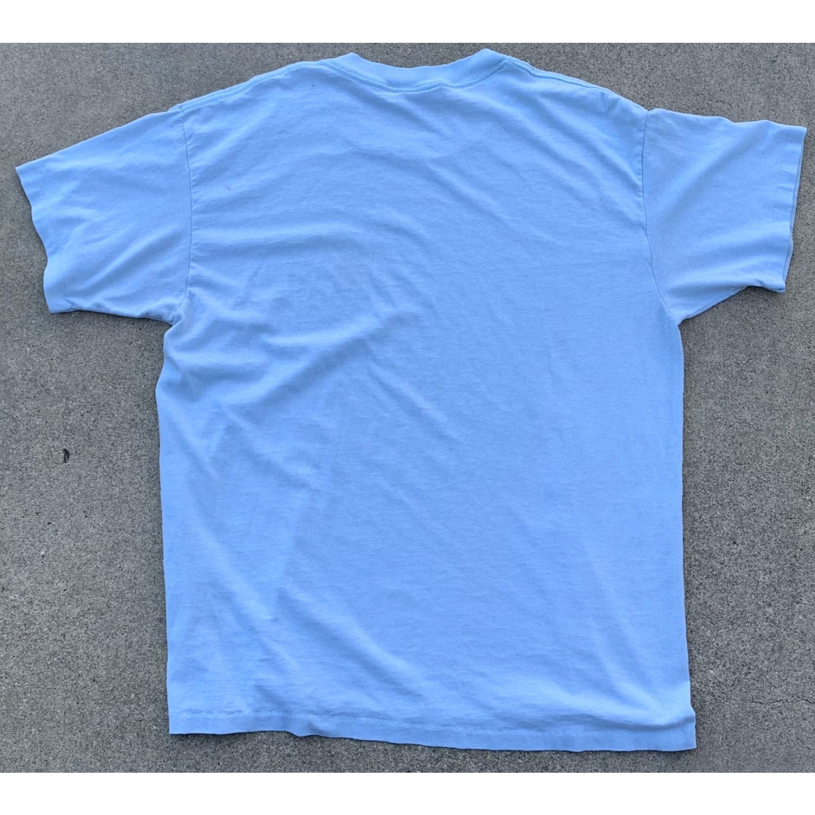 Vintage vintage 1994 WWCC Spring Volleyball Tournament t shirt single stitch XL blue Oneita Power/50 plus graphic print Men T-Shirt 90s Sports Size US XL / EU 56 / 4 - 7 Thumbnail