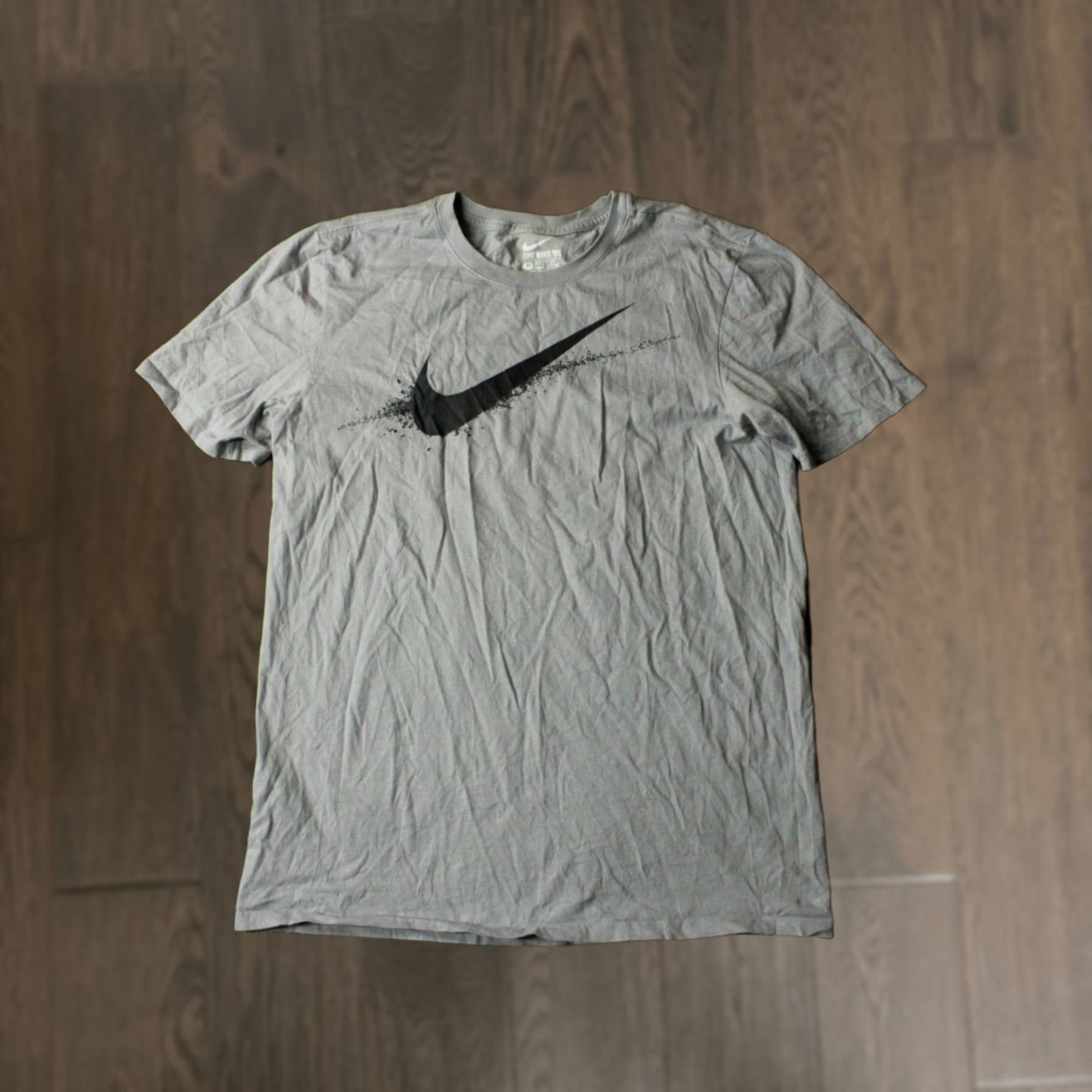 Nike NIKE Shirt Mens M Gray 100% Cotton Short Sleeve Crew Neck T-SHIRT 2015 Casual Jersey Vintage No Size US M / EU 48-50 / 2 - 1 Thumbnail