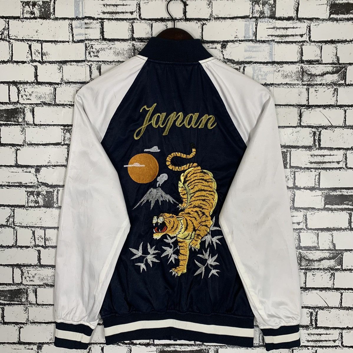 H&M Divided Sukajan Souvenir Jacket