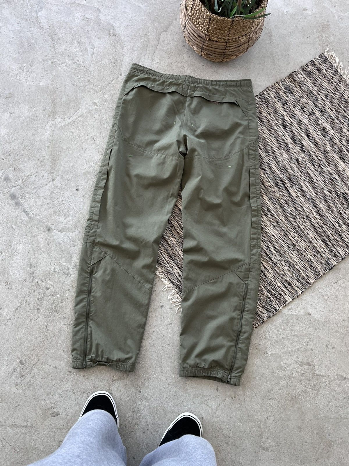 Nike Vintage Nike Sweatpants Track Pants Green Y2K Avantgarde Size US 36 / EU 52 - 2 Thumbnail