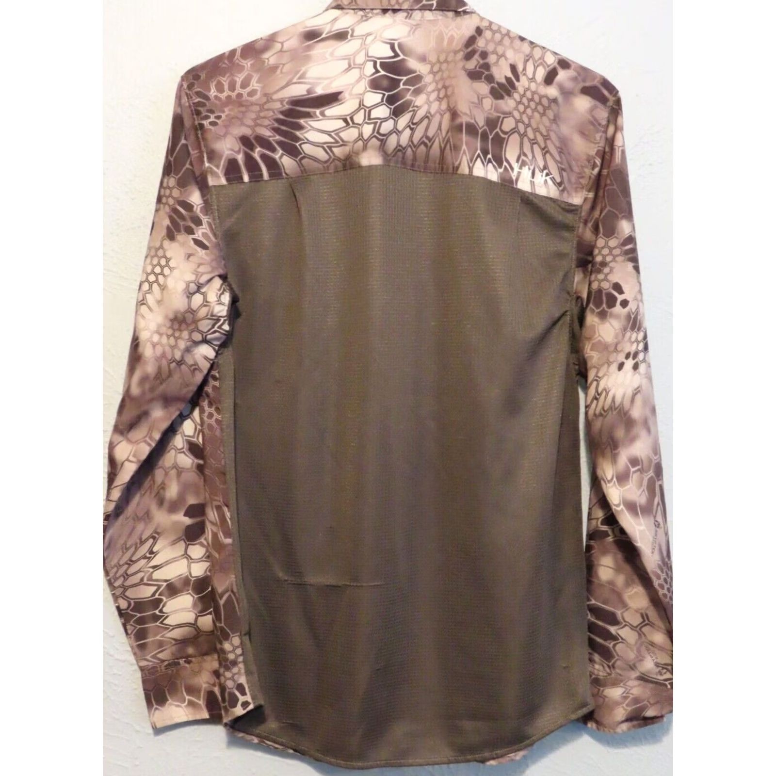 Vintage HUK Performance Fishing Shirt Men's Small Gray Camo Long Sleeve READ Size US S / EU 44-46 / 1 - 6 Thumbnail