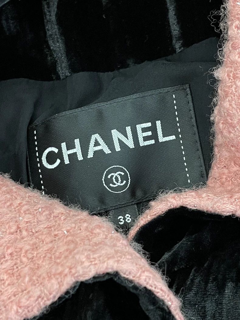 Chanel Chanel 22B pink collar black velvet mid-length jacket Size XS / US 0-2 / IT 36-38 - 5 Thumbnail