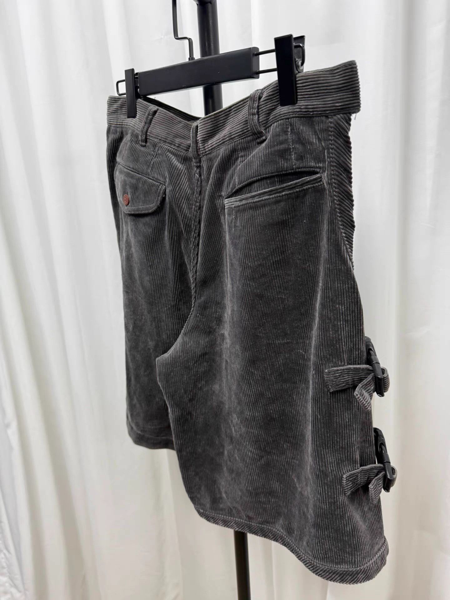 Comme des Garcons Homme Plus Comme des garcons homme plus Corduroy Lace-Up Shorts K20 Size 27" / US 4 / IT 40 - 6 Thumbnail