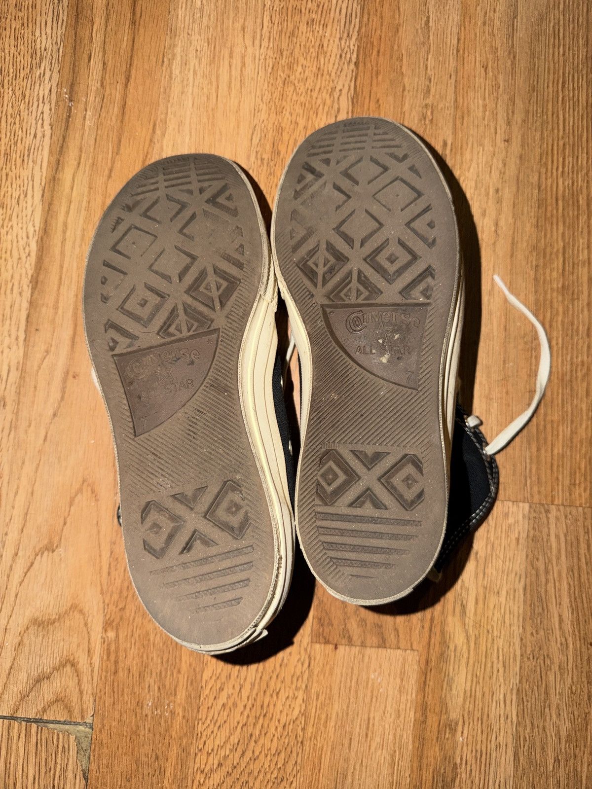 CDG by Comme des Garcons Comme des garçons CHUCK TAYLORS Size US 7 / EU 40 - 2 Thumbnail