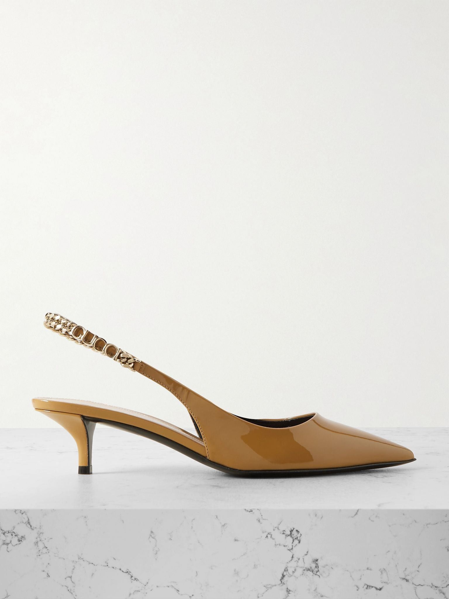 Gucci Signoria Leather Pumps SIZE 40