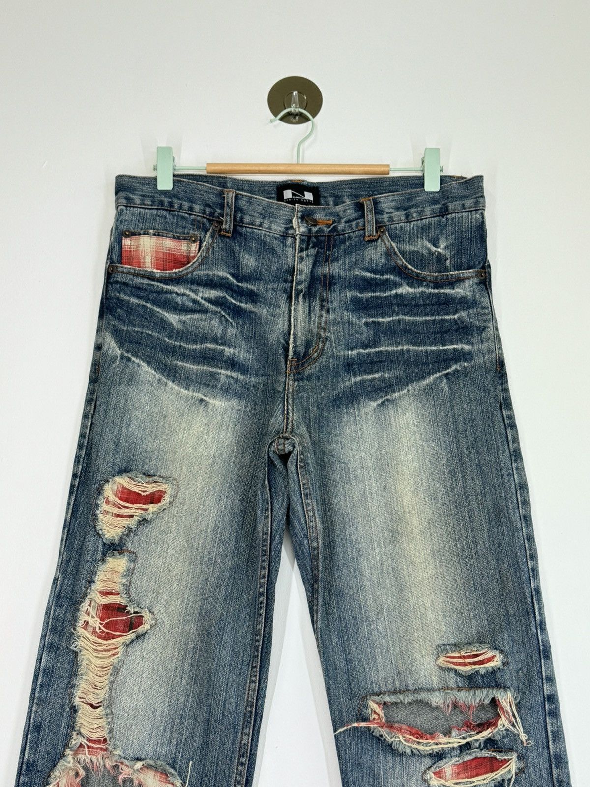 If Six Was Nine × Japanese Brand × Vintage NYLAUS JEAN TARTAN PLAID JUNYA WATANABE DISTRESSED DENIM Size US 32 / EU 48 - 3 Thumbnail