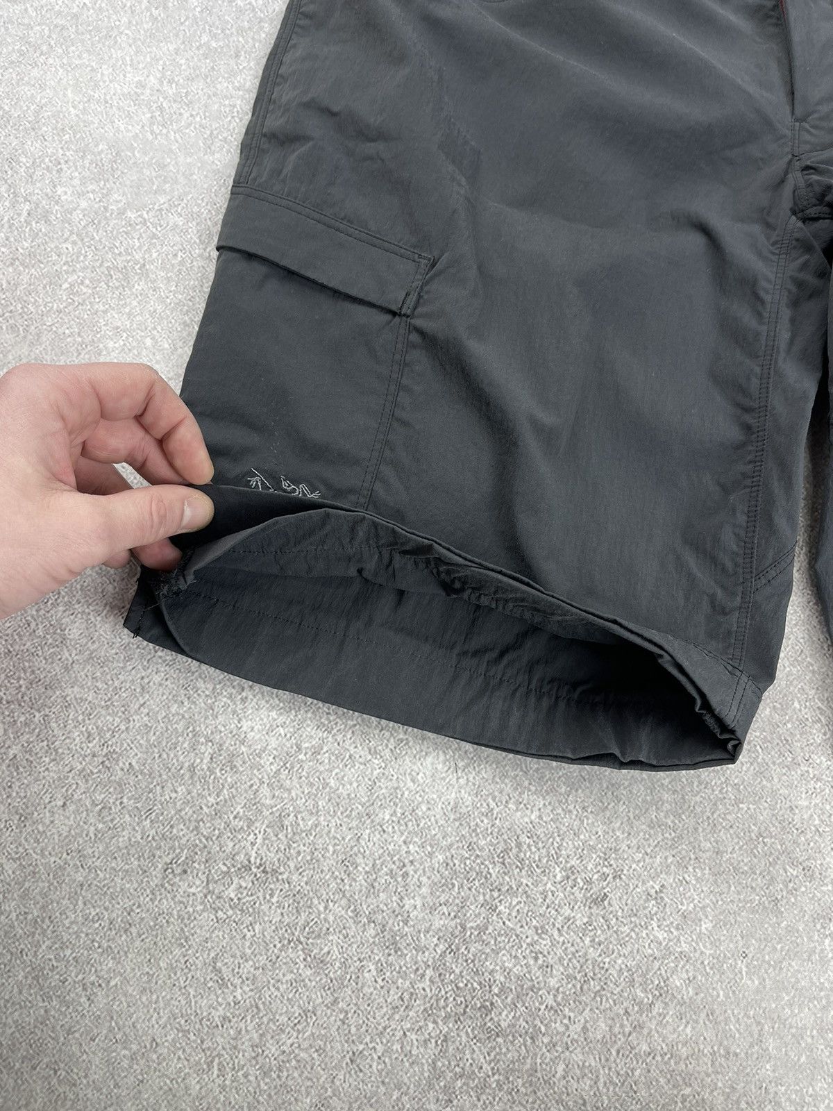 Arc'teryx Women’s Arc’teryx Nylon Shorts Size 10 Size 32" / US 10 / IT 46 - 6 Thumbnail
