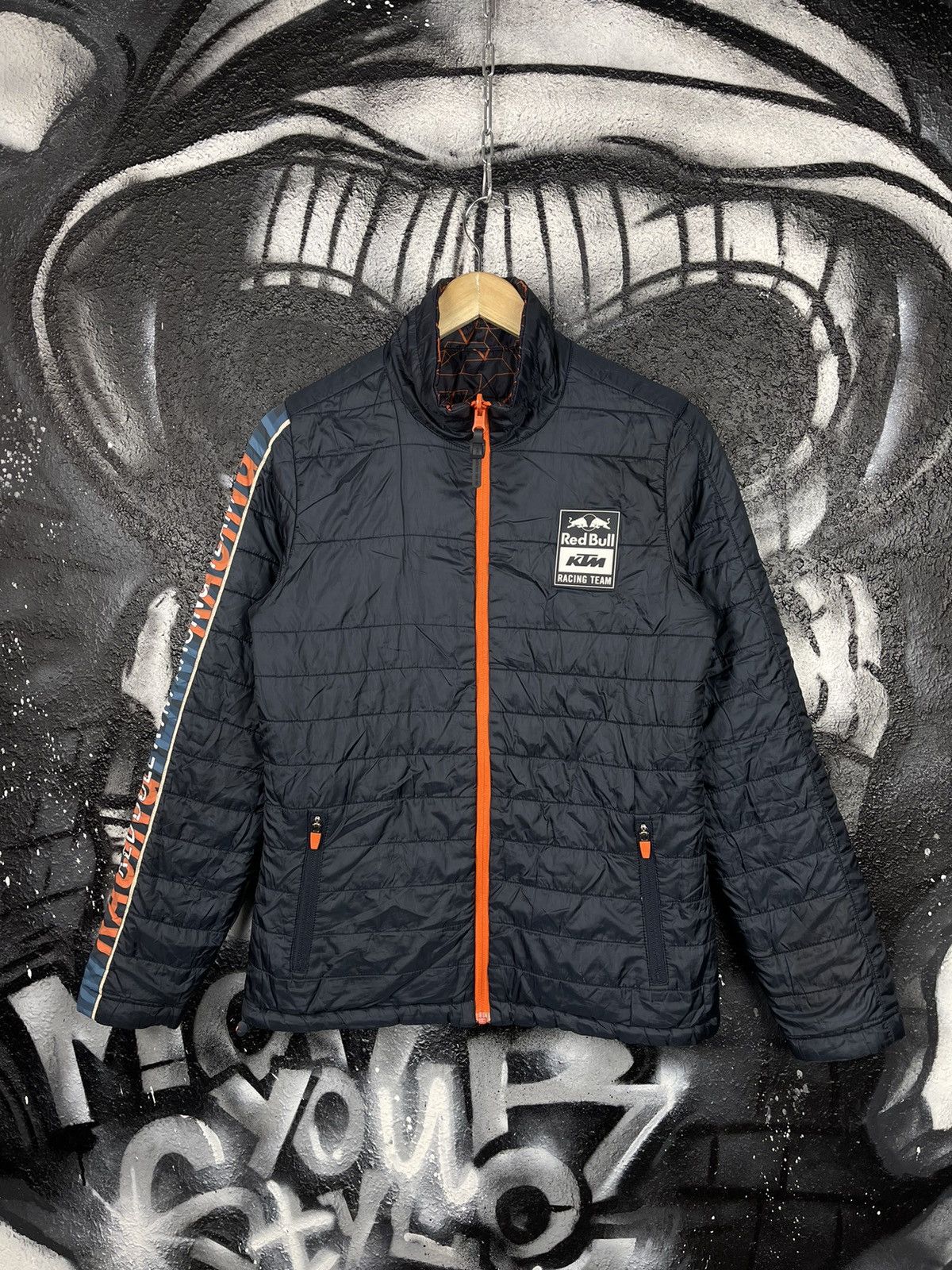 Red Bull × Vintage Red Bull KTM Racing Team Reversible Puffer Jacket Size M Size M / US 6-8 / IT 42-44 - 10 Thumbnail