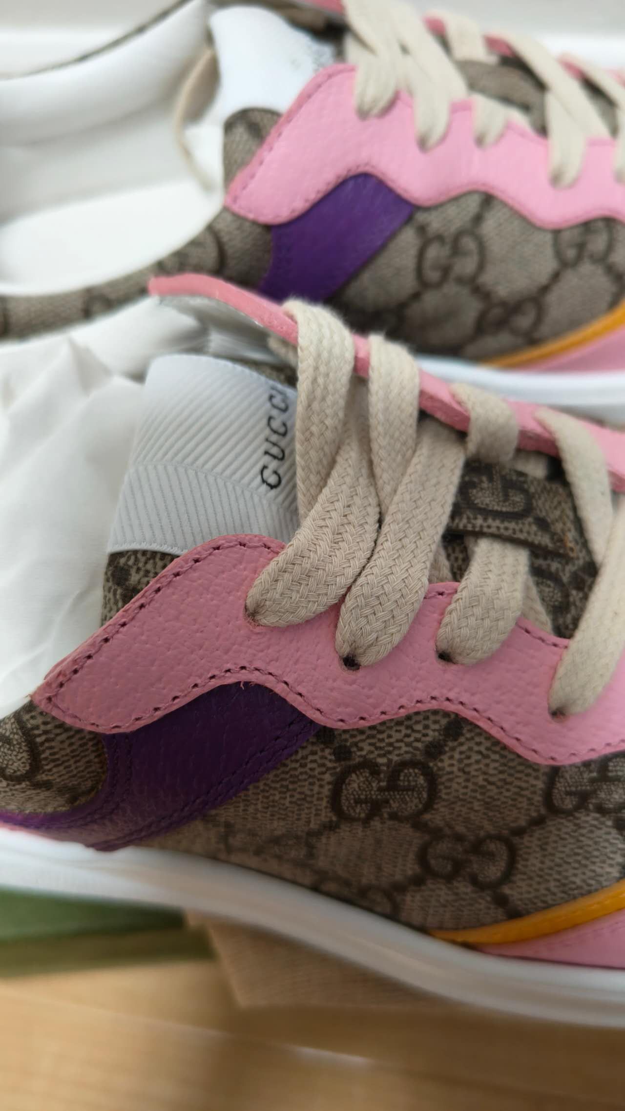 Gucci Gucci Wmns GG Sneaker 'Beige Multi Monogram' Size US 10.5 / IT 40.5 - 2 Thumbnail