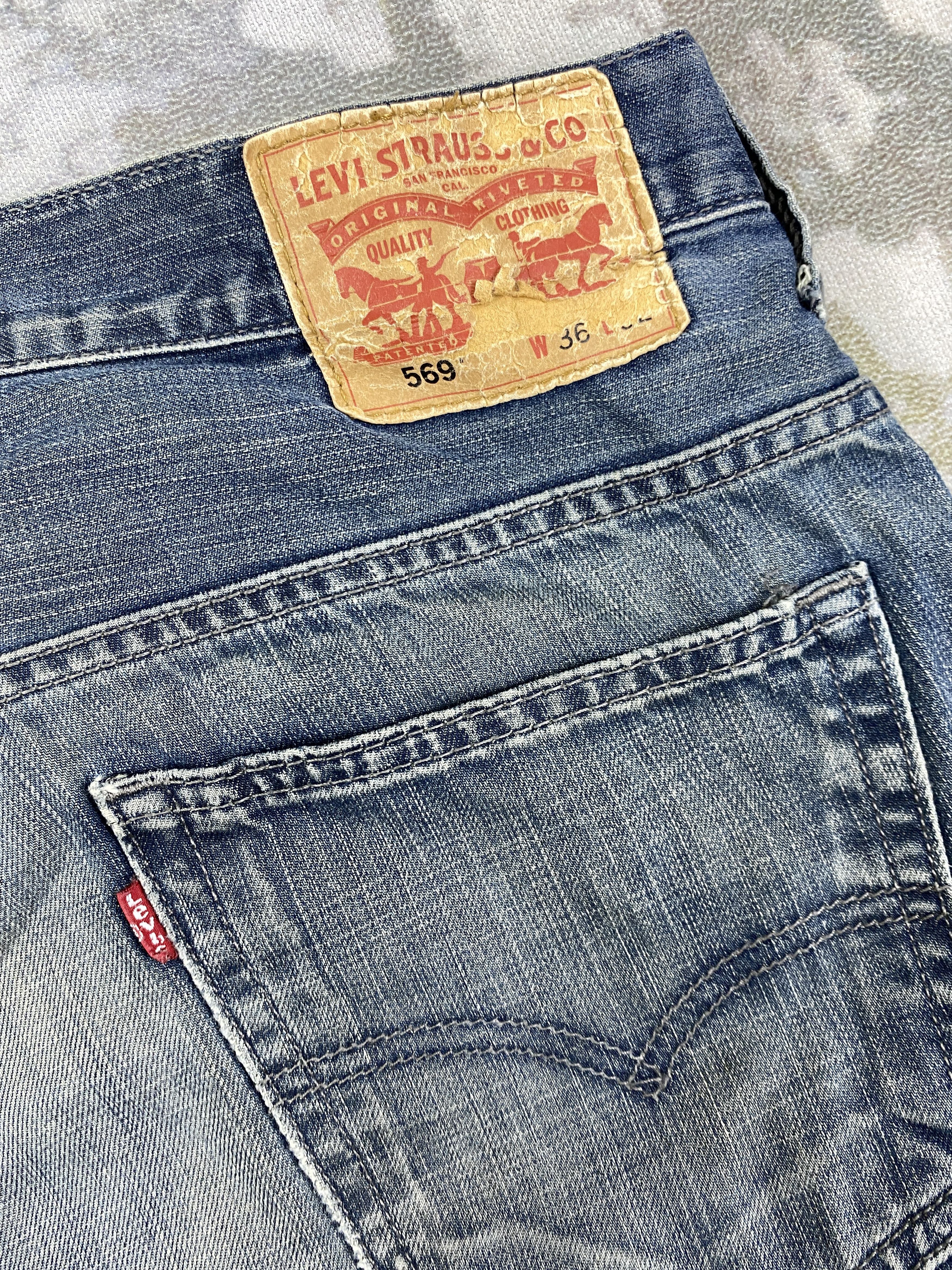Levi's Distressed Blue Levi's 569 Jeans 39x31 Denim -SJ100 Size US 39 - 12 Thumbnail